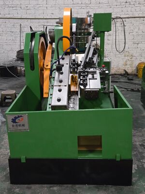 Máquinas duráveis para fabricação de parafusos com operação fácil